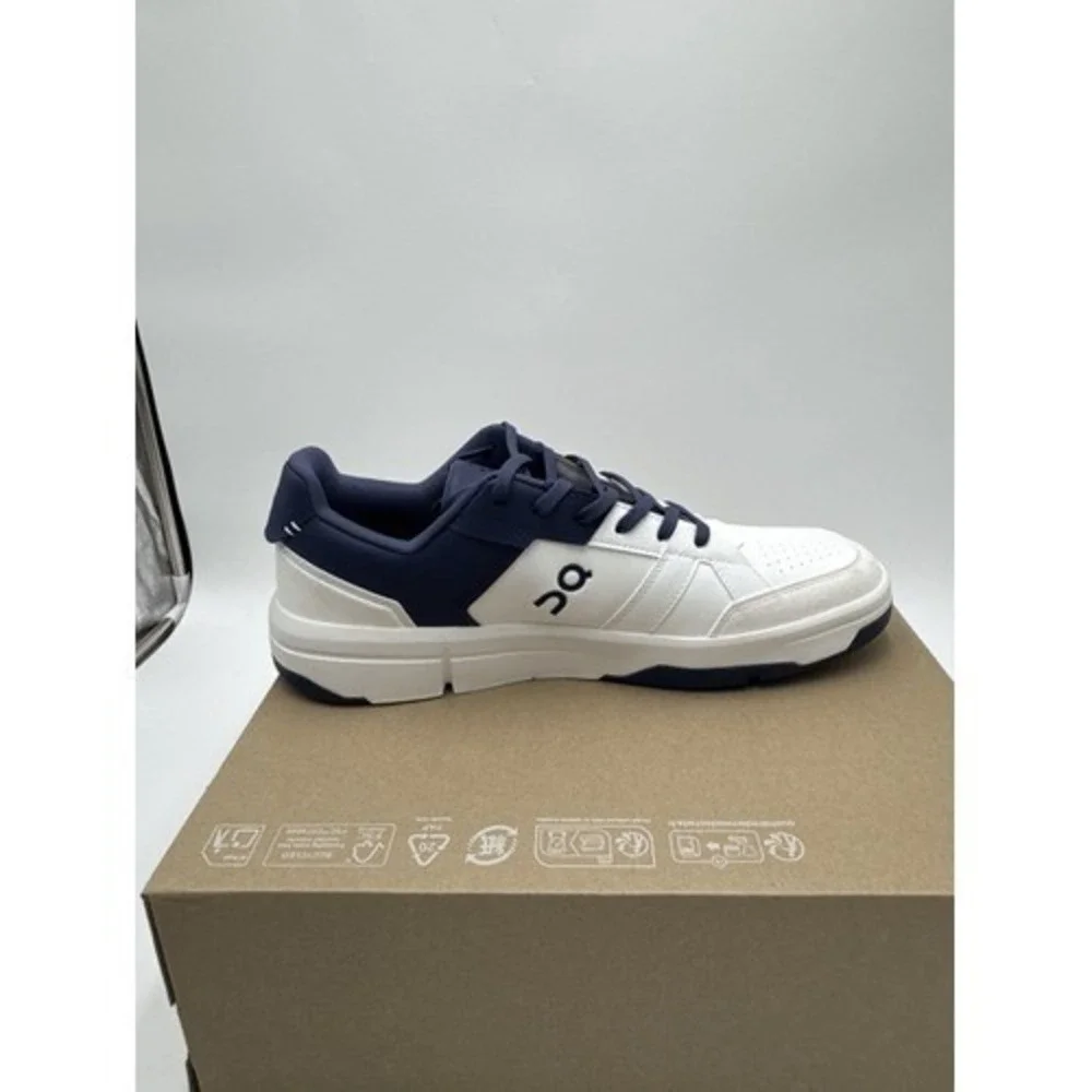 On Men's THE ROGER Clubhouse Shoes White Acai Size 9 New in Box No Lid